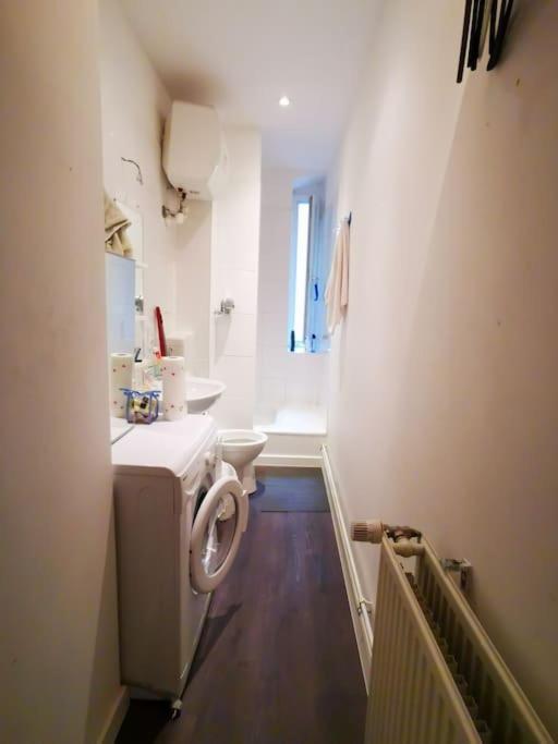Apartment Typical Altbau In The Heart Of Wedding Berlin